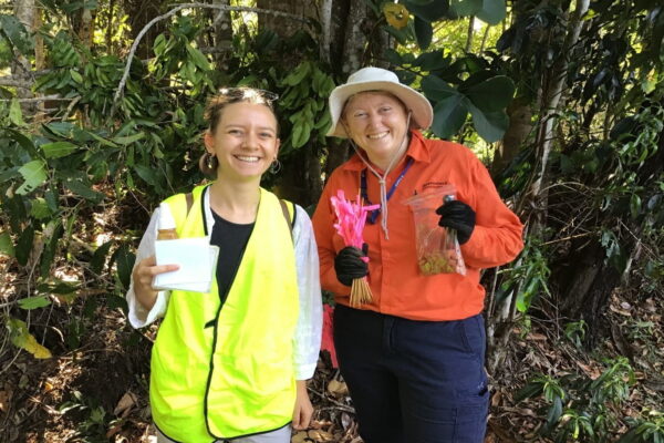Community Taskforce volunteers worked alongside field staff at Biosecurity Queensland’s Bio Blitz in 2020