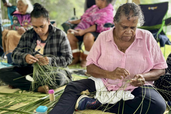 weaving ladies